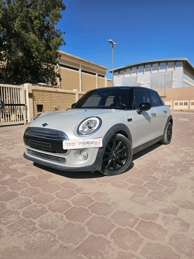 2018 ميني Cooper للبيع في الكويت — 3,000 د.ك