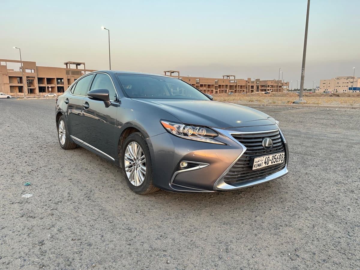 2017 Lexus ES