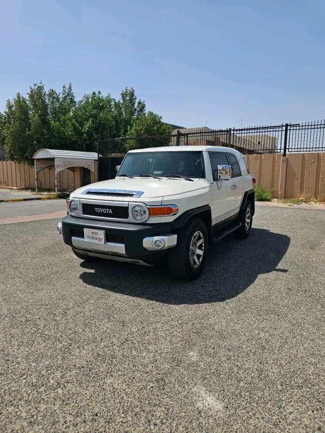 2016 تويوتا FJ Cruiser للبيع في الكويت — 5,350 د.ك