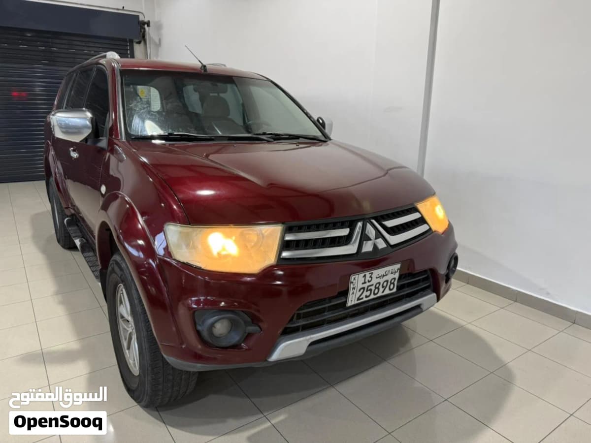 2014 Mitsubishi Pajero