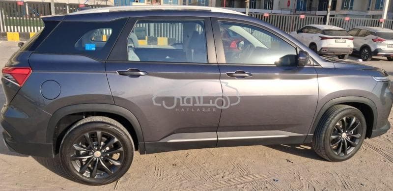 لكزس إل إكس