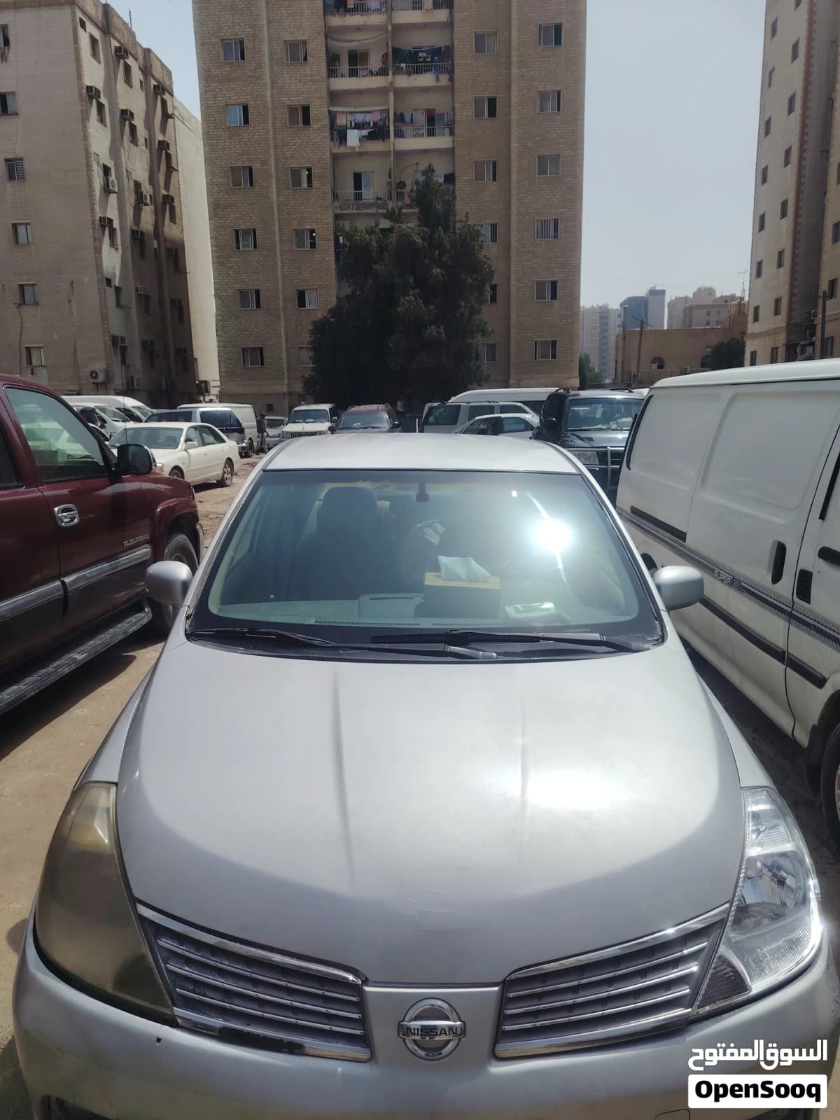 2006 Nissan تيدا