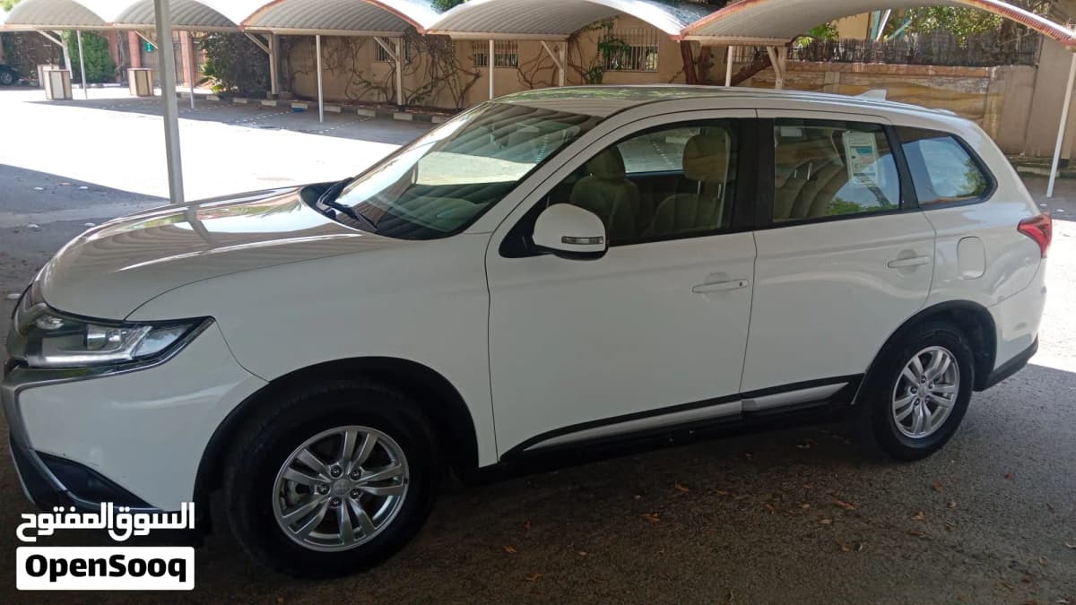 2020 Mitsubishi Outlander