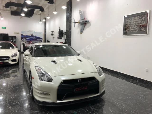 Nissan GTR