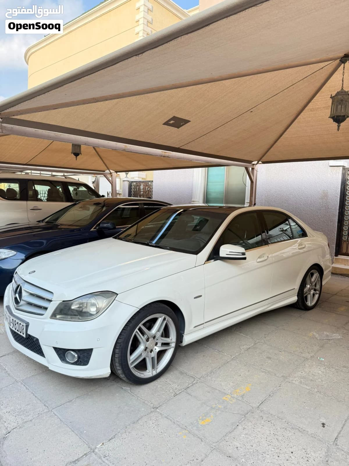 Mercedes-Benz C-Class 2012