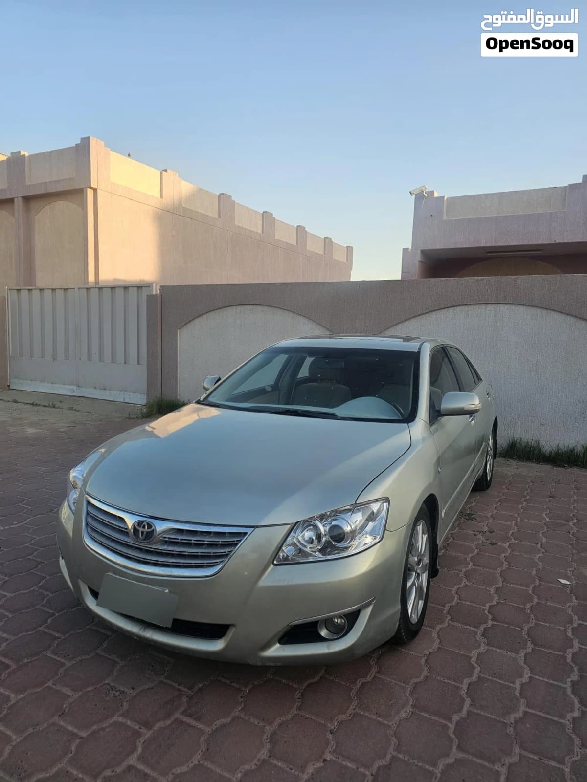 Toyota Aurion