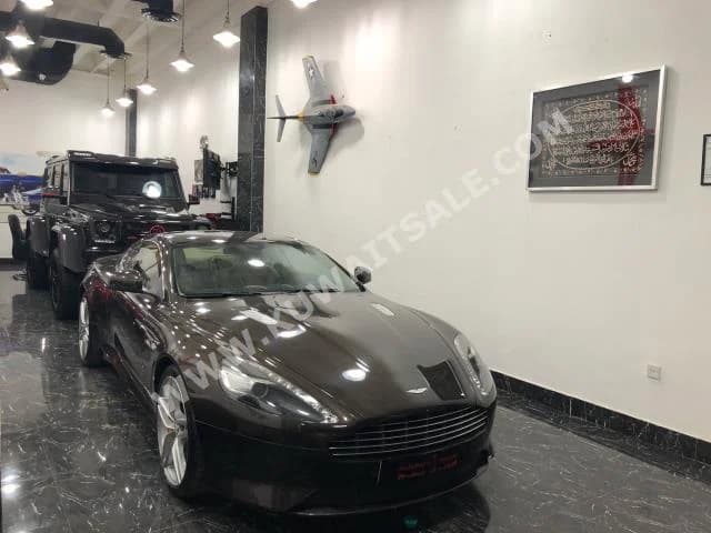 Aston Martin DB9