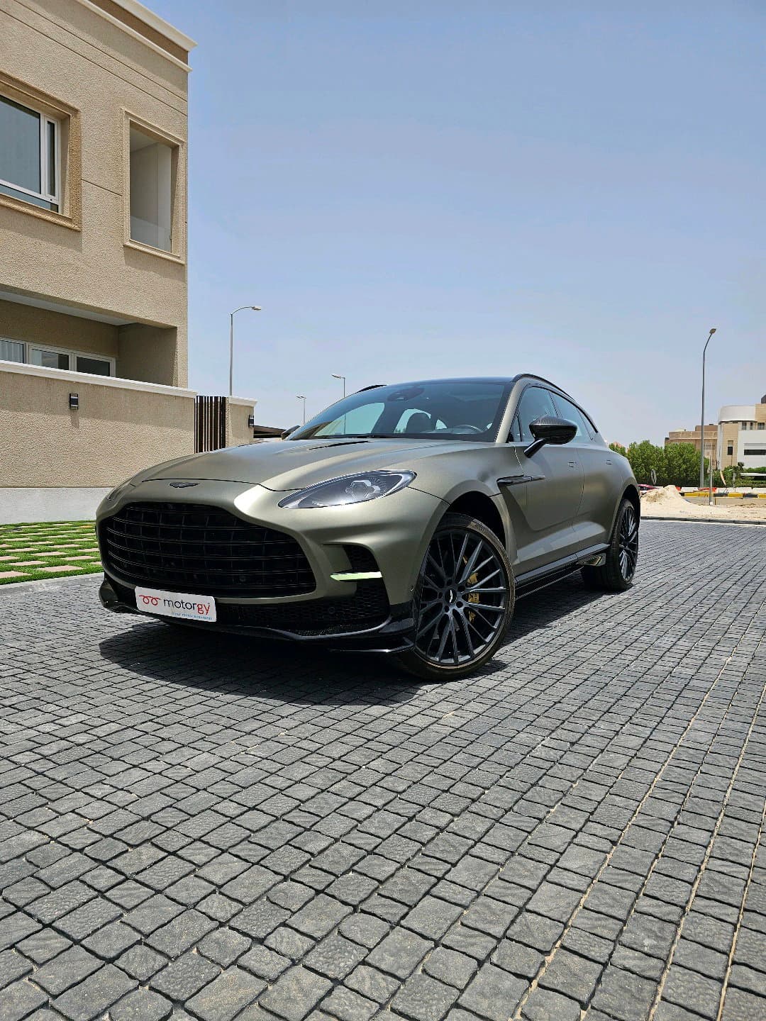 Aston Martin DBX