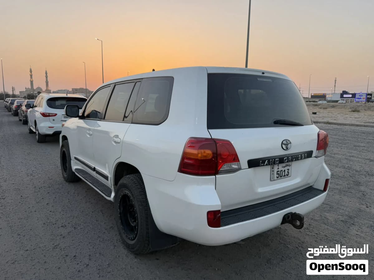 2014 Toyota Land Cruiser